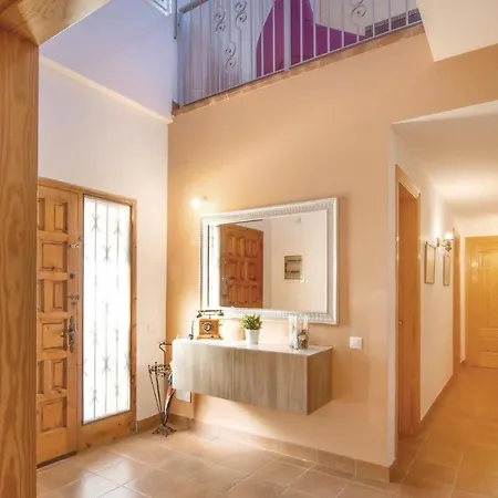 Holiday home 7 Bedroom Beautiful In *