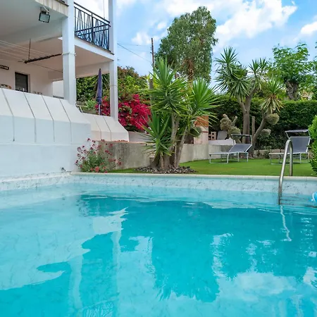 Pousada Homeholidaysrentals Himalaia - Costa Barcelona *