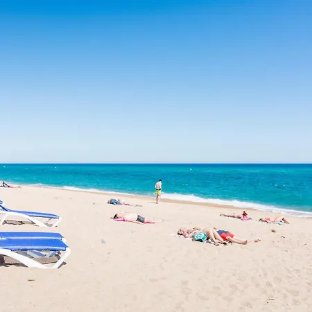Homeholidaysrentals Himalaia - Costa Barcelona Pousada Santa Susanna