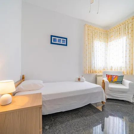 Pousada Homeholidaysrentals Himalaia - Costa Barcelona Santa Susanna