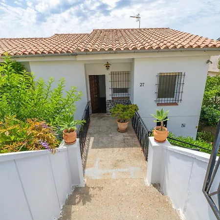 Homeholidaysrentals Himalaia - Costa Barcelona Santa Susanna