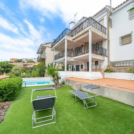 Homeholidaysrentals Himalaia - Costa Barcelona Santa Susanna