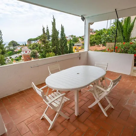 Homeholidaysrentals Himalaia - Costa Barcelona Pousada Santa Susanna