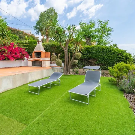 Homeholidaysrentals Himalaia - Costa Barcelona Pousada *