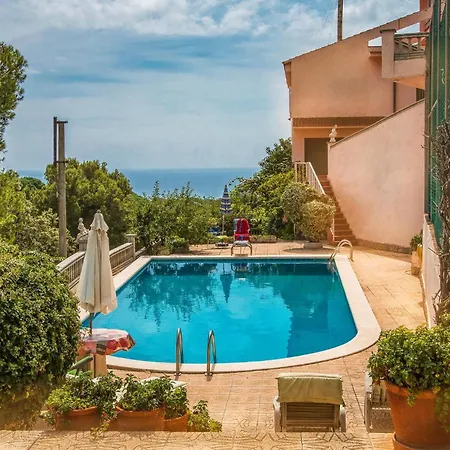 Holiday home Awesome In With House Sea View Santa Susanna