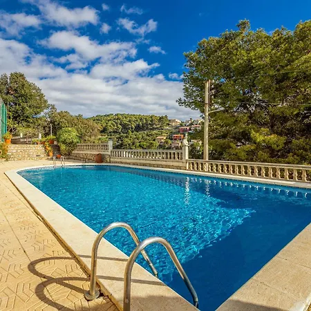 Holiday home Awesome In With House Sea View