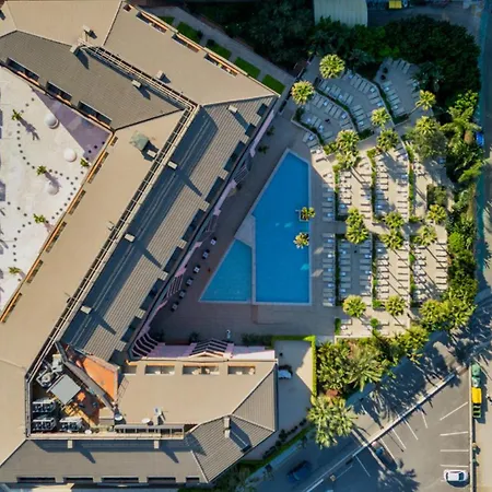 Aqua The Breeze (adults Only +18) Khách sạn