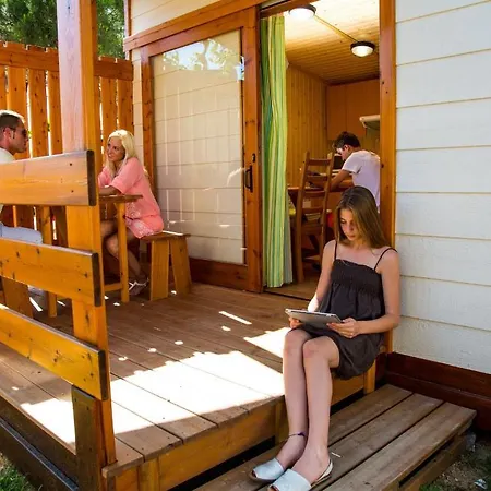 Camping Bon Repós Santa Susanna