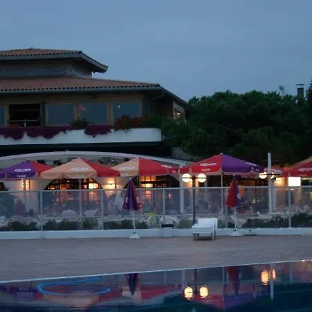 Camping Bon Repós Santa Susanna