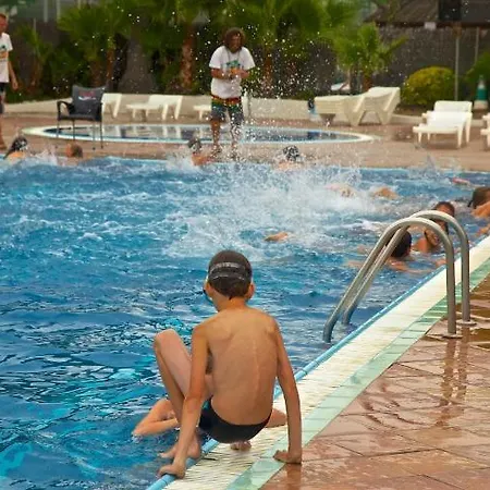 Camping Bon Repós Santa Susanna