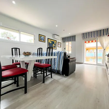Apartment Vivalidays Lora - *