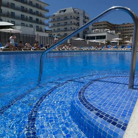 Riviera 4*