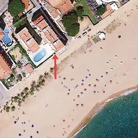 Seahomes Vacations - Marina Boutique Design Apartment Santa Susanna