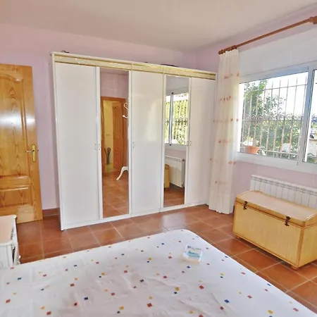 7 Bedroom Beautiful In Hébergement de vacances *