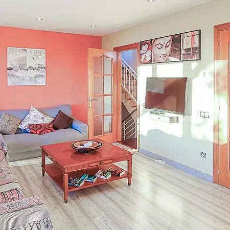 4 Bedroom Pet Friendly In Santa Susanna