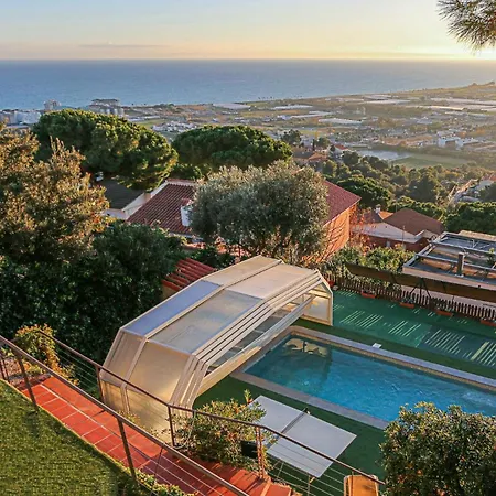 4 Bedroom Pet Friendly In Holiday home